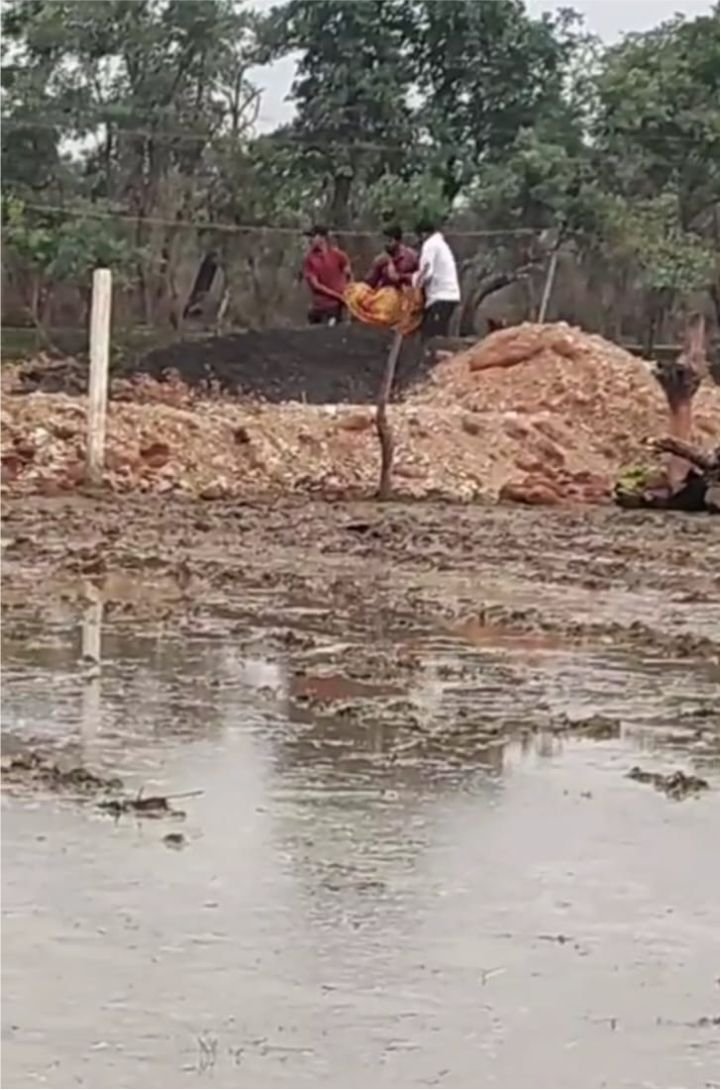 करकेली जनपद अंतर्गत ग्राम देवरा से बुनियादी सुविधाओं की बदहाली की तस्वीर